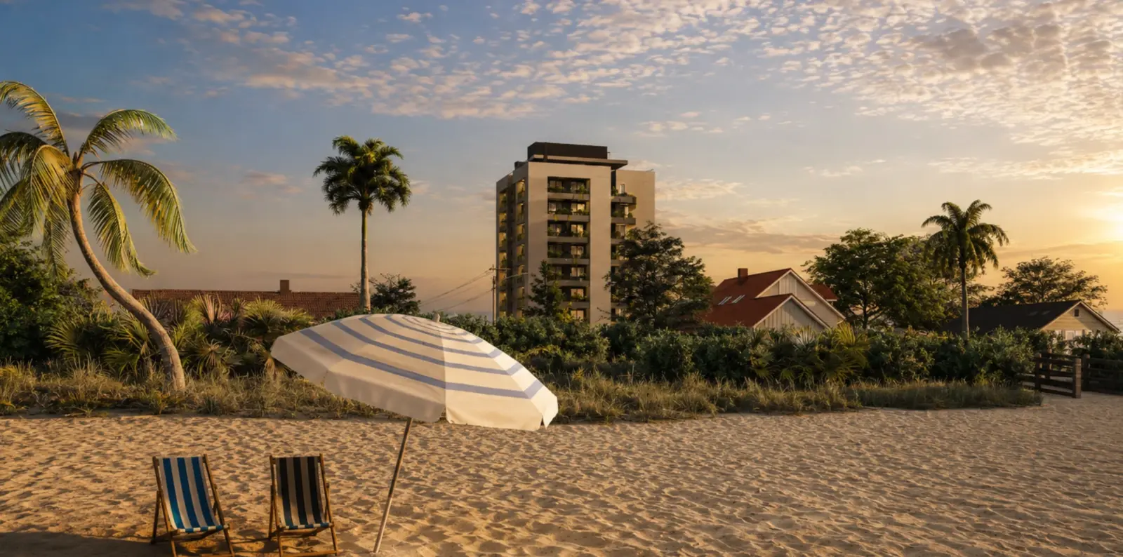 Faixa de areia em frente ao empreendimento ao entardecer